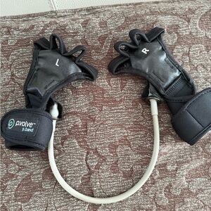 P. VOLVE P.BAND Arm Workout Band/Gloves